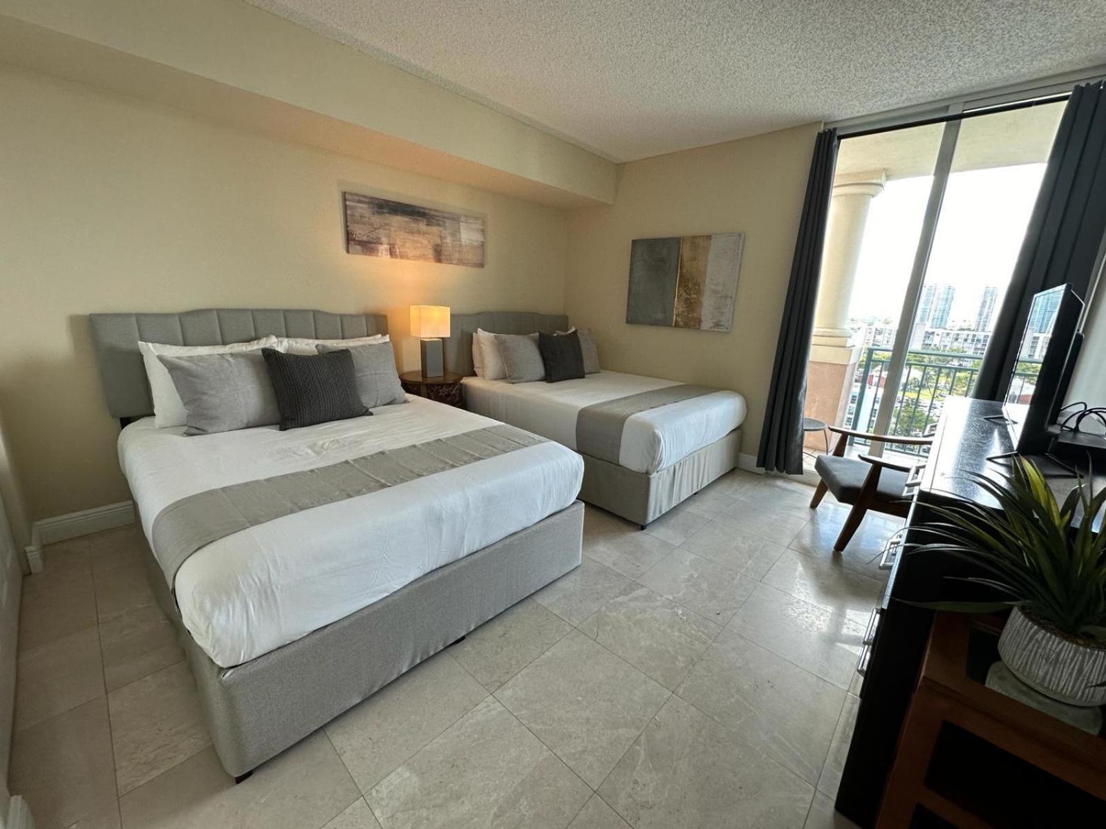 Beautiful Asian Retreat 2Bd 2Bth Apt Min To Beach ميامي بيتش المظهر الخارجي الصورة