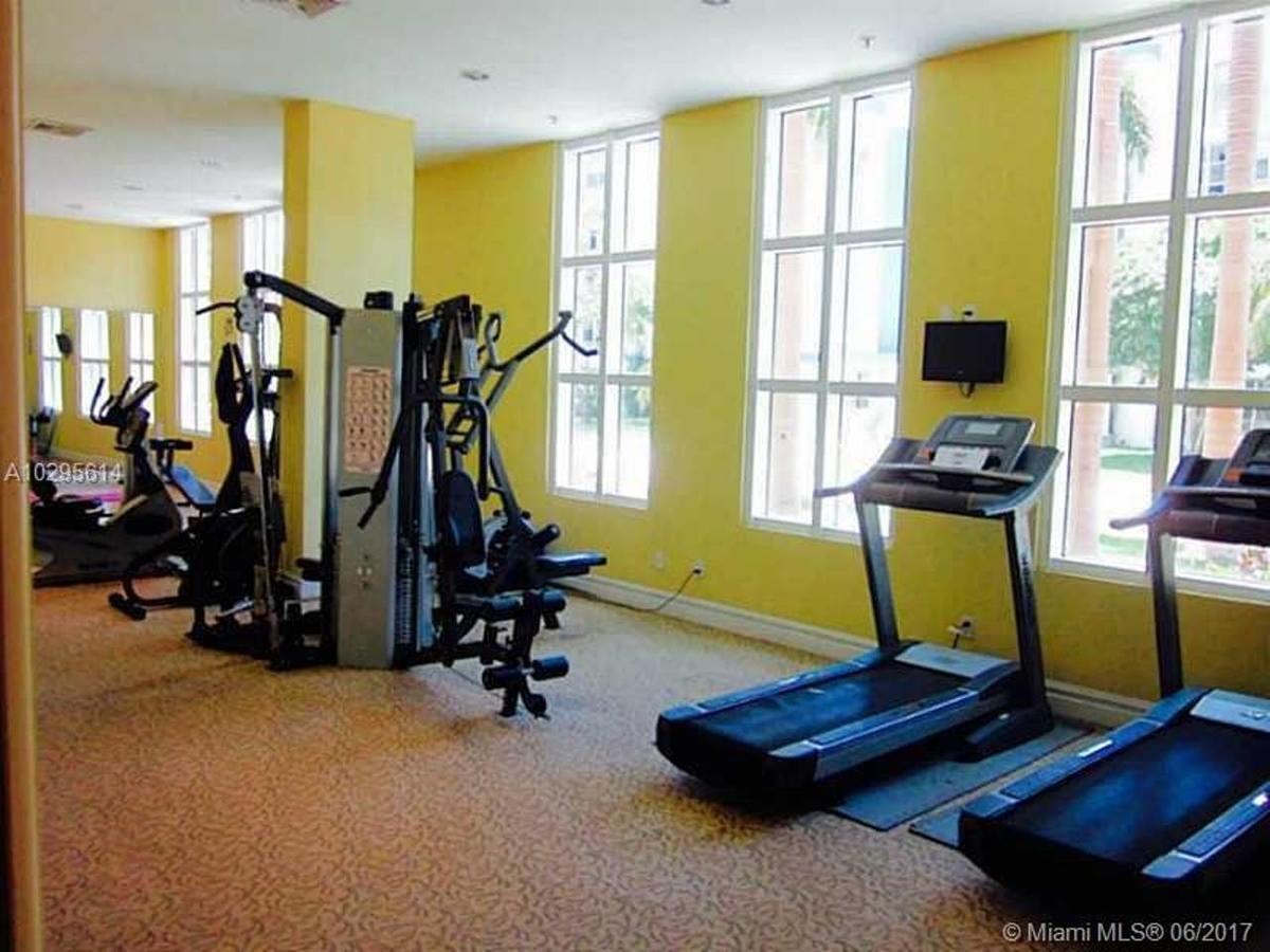 Beautiful Asian Retreat 2Bd 2Bth Apt Min To Beach ميامي بيتش المظهر الخارجي الصورة